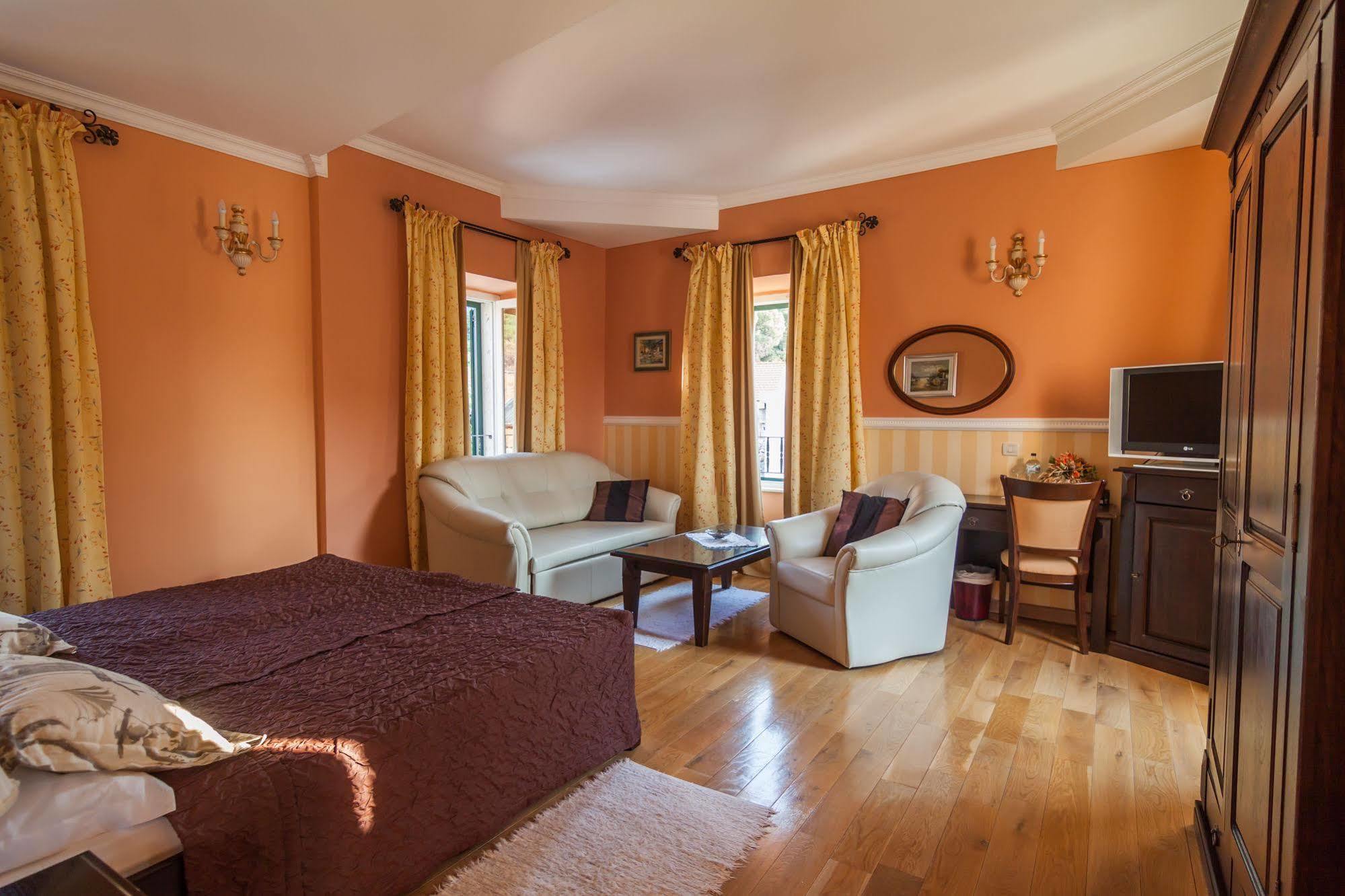 Boutique Pattiera 4*